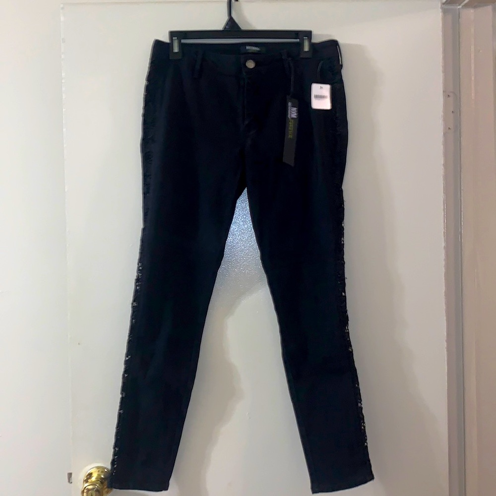 NWT never worn black skinny jeans with black lace sides
